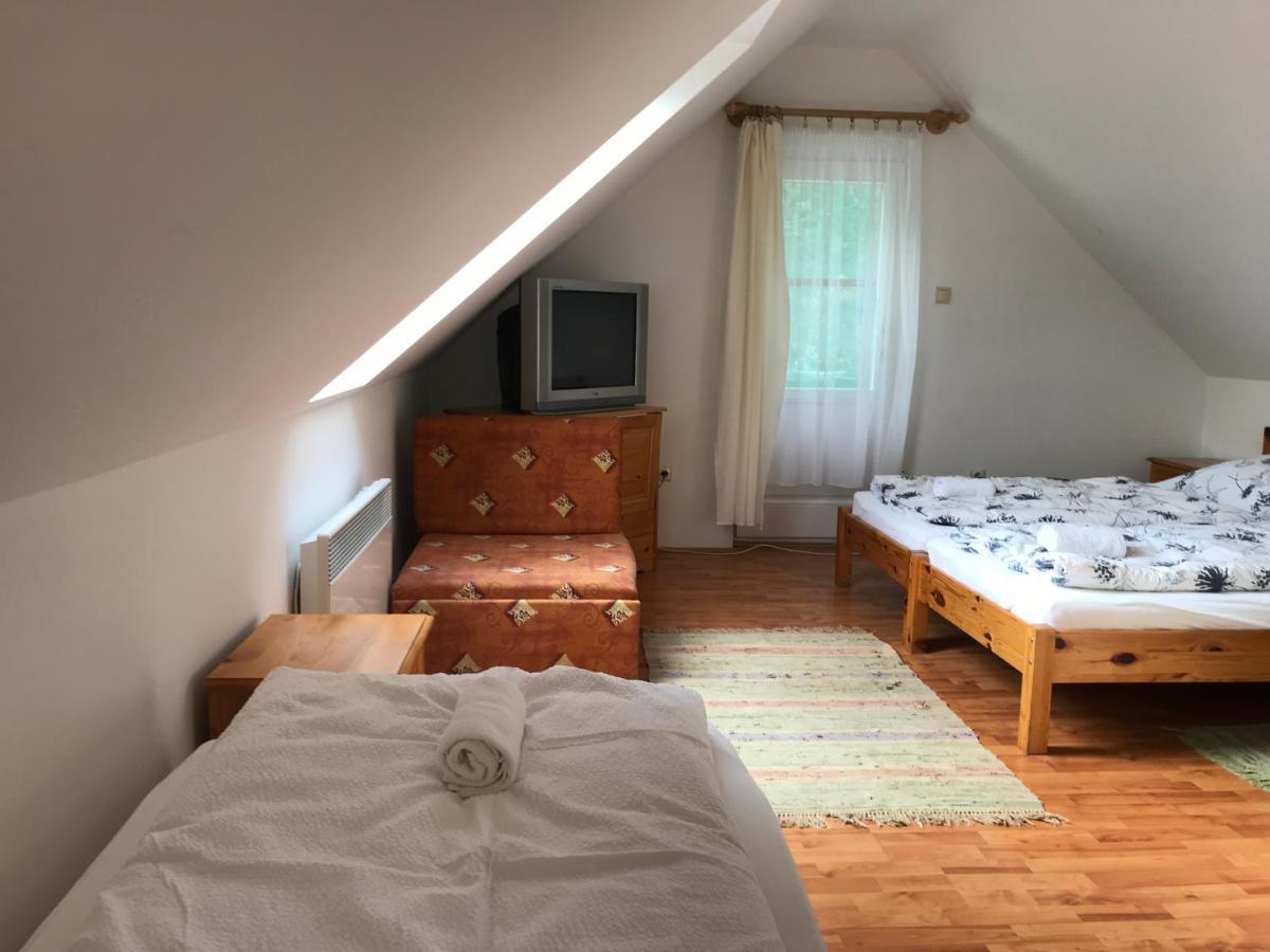 Boroka Vendeghaz Hotell Matrakeresztes Eksteriør bilde